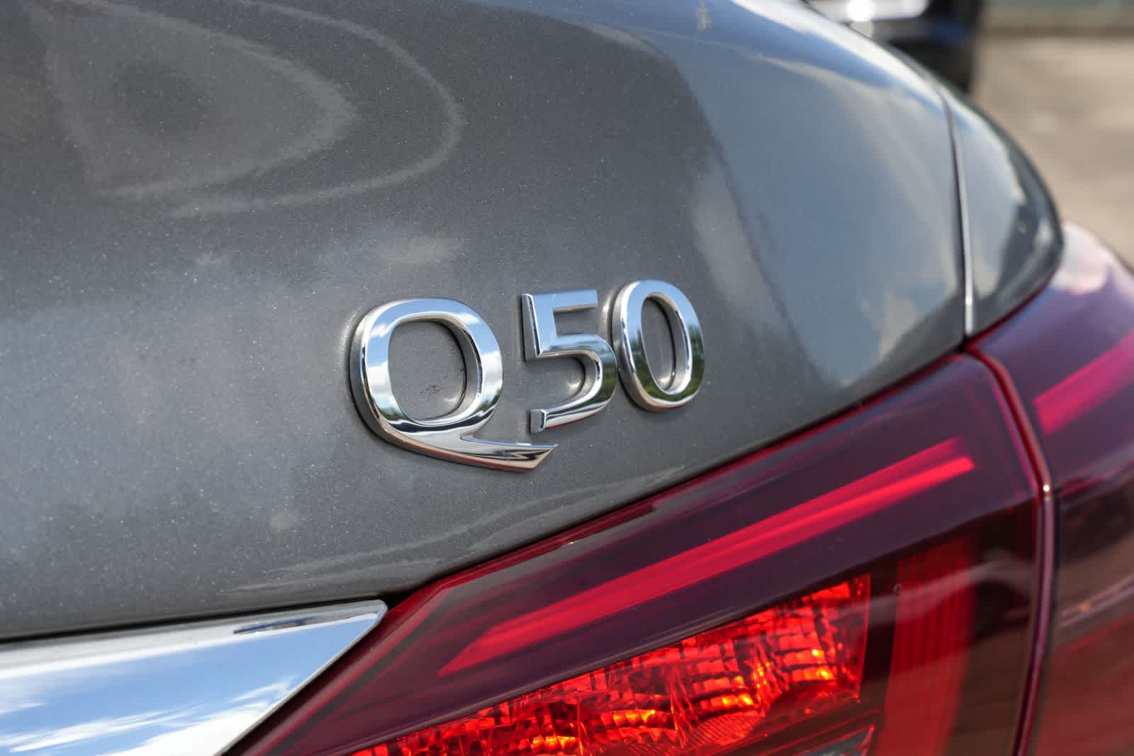 2023 INFINITI Q50 LUXE