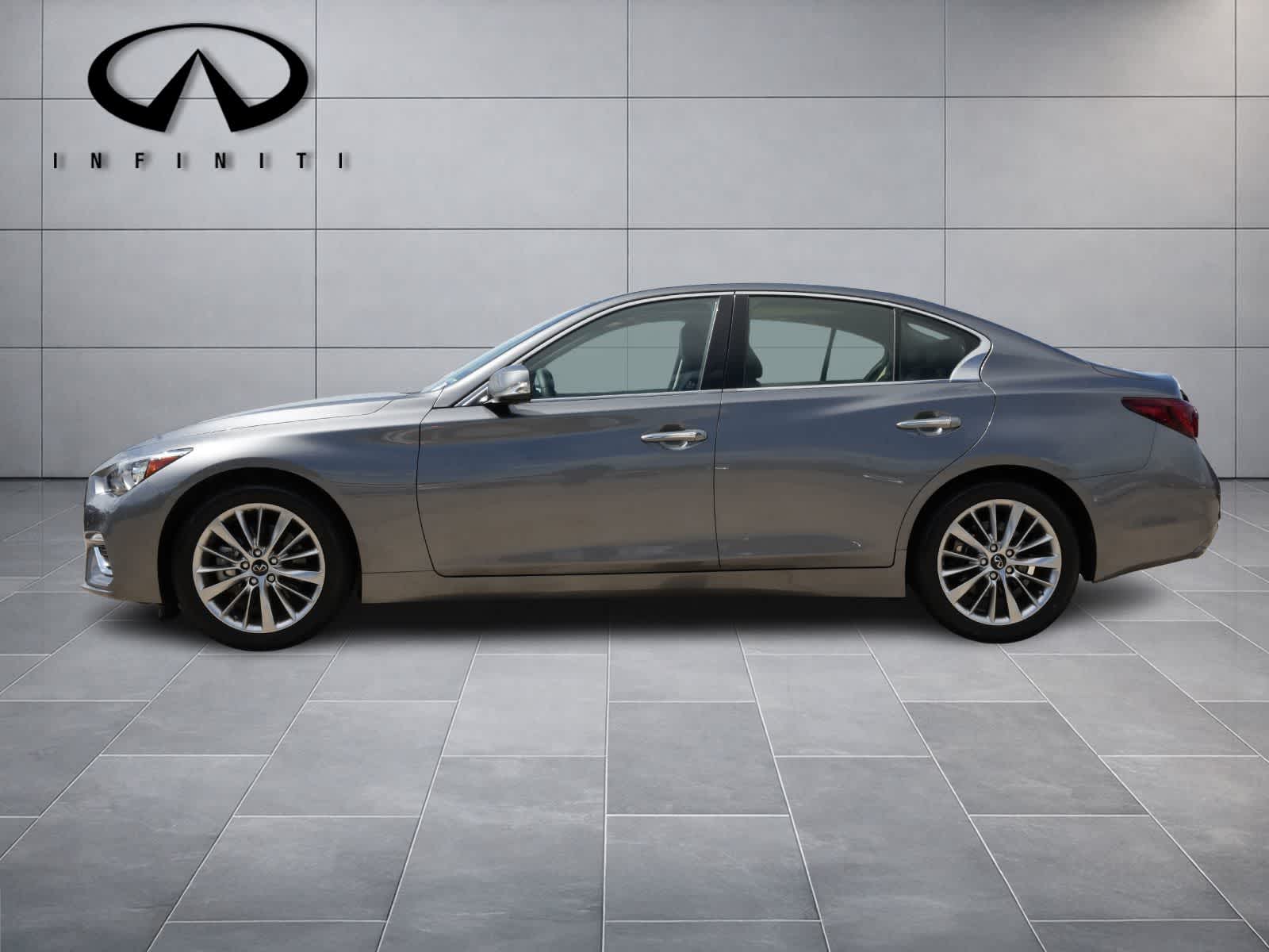 2023 INFINITI Q50 LUXE