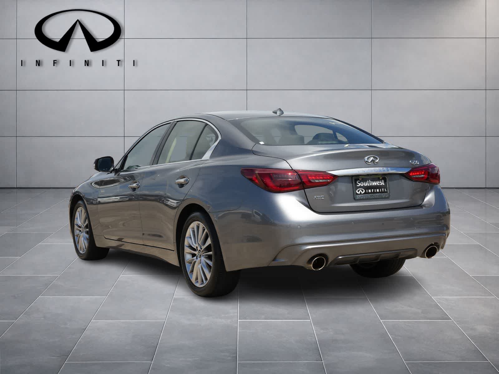 2023 INFINITI Q50 LUXE