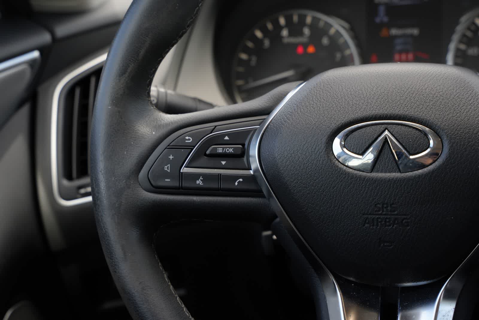 2023 INFINITI Q50 LUXE