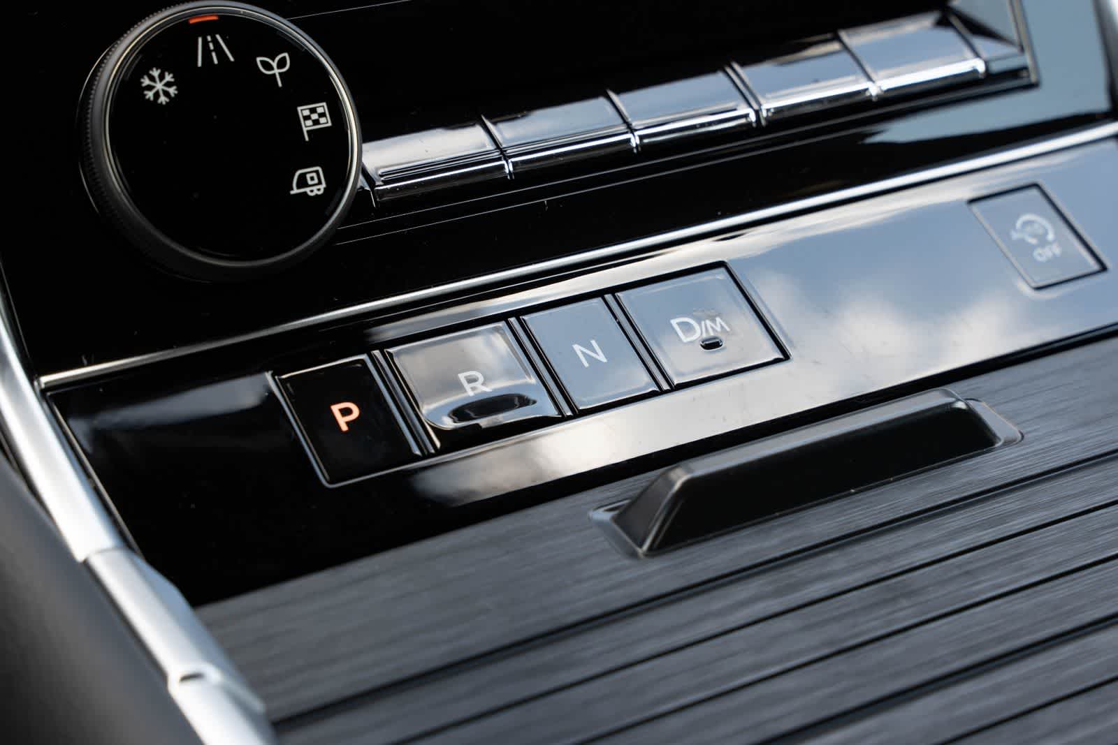2025 Nissan Armada SL