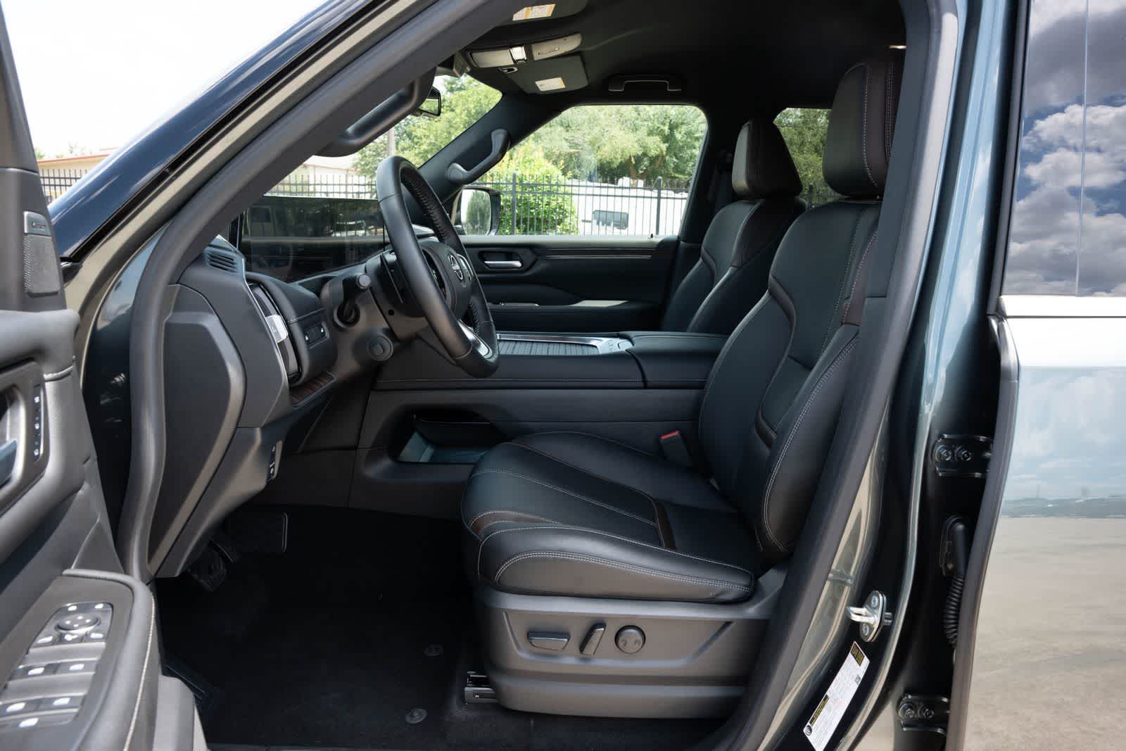 2025 Nissan Armada SL