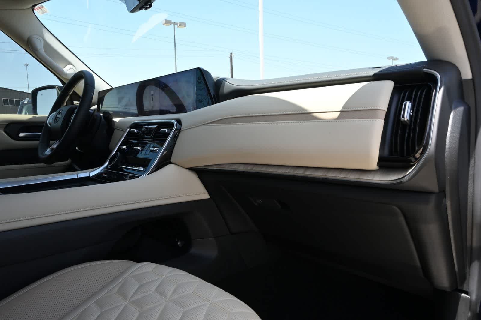 2025 Nissan Armada Platinum