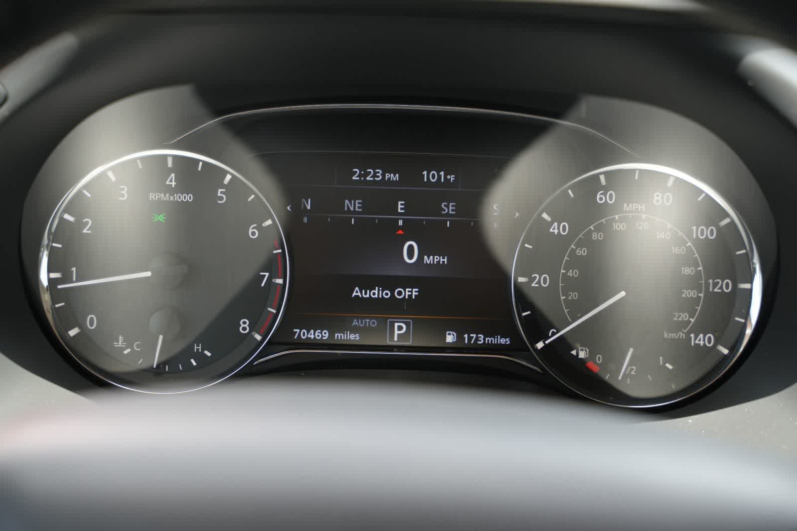 2022 INFINITI QX80 LUXE