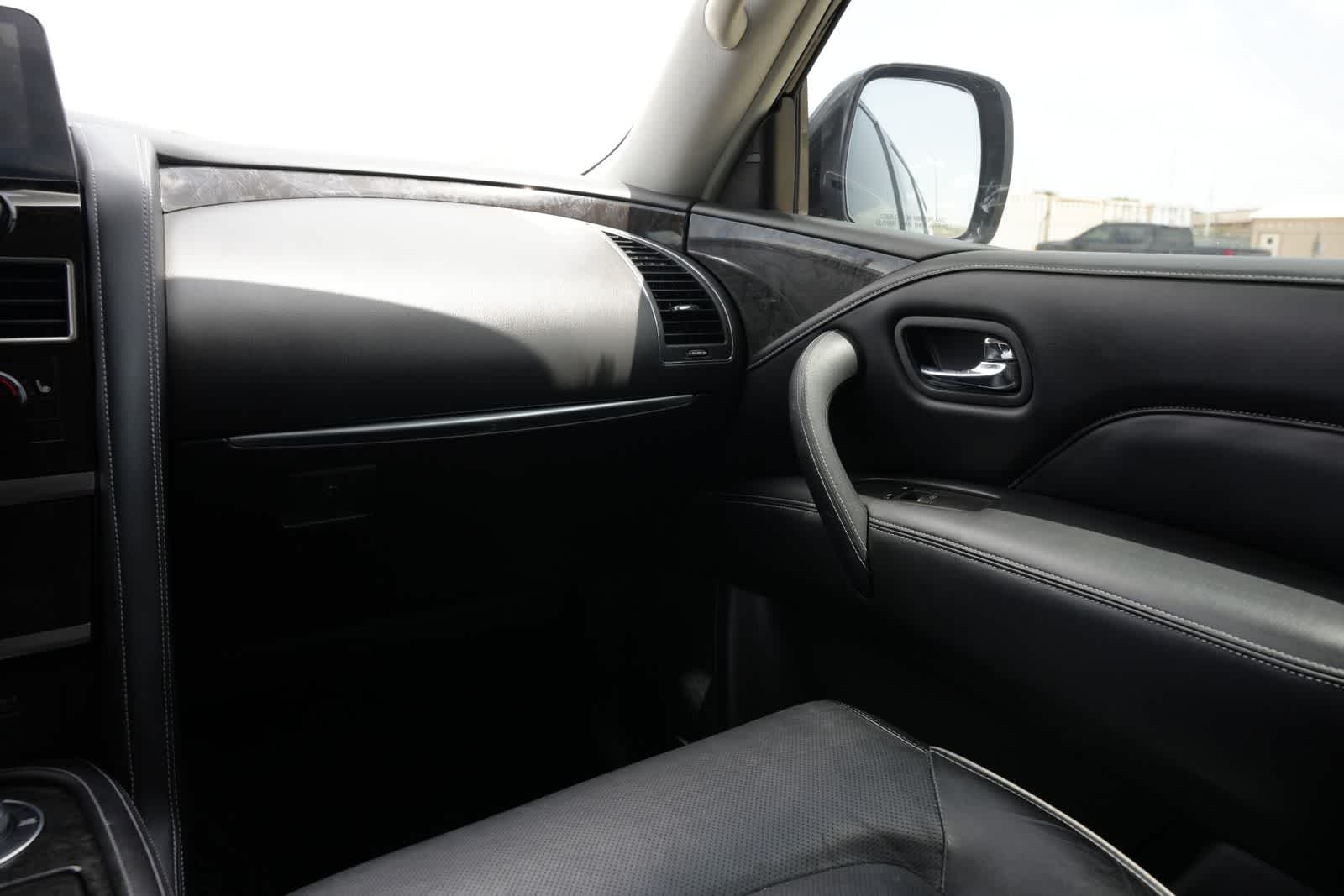 2022 INFINITI QX80 LUXE