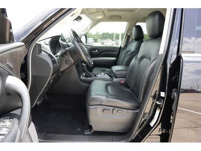 2022 INFINITI QX80 LUXE