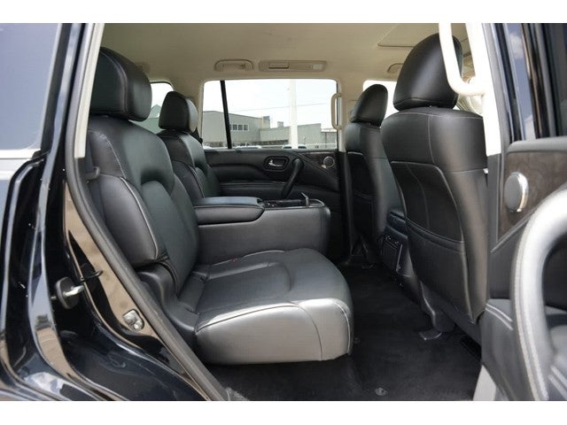2022 INFINITI QX80 LUXE
