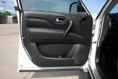 2023 INFINITI QX80 LUXE