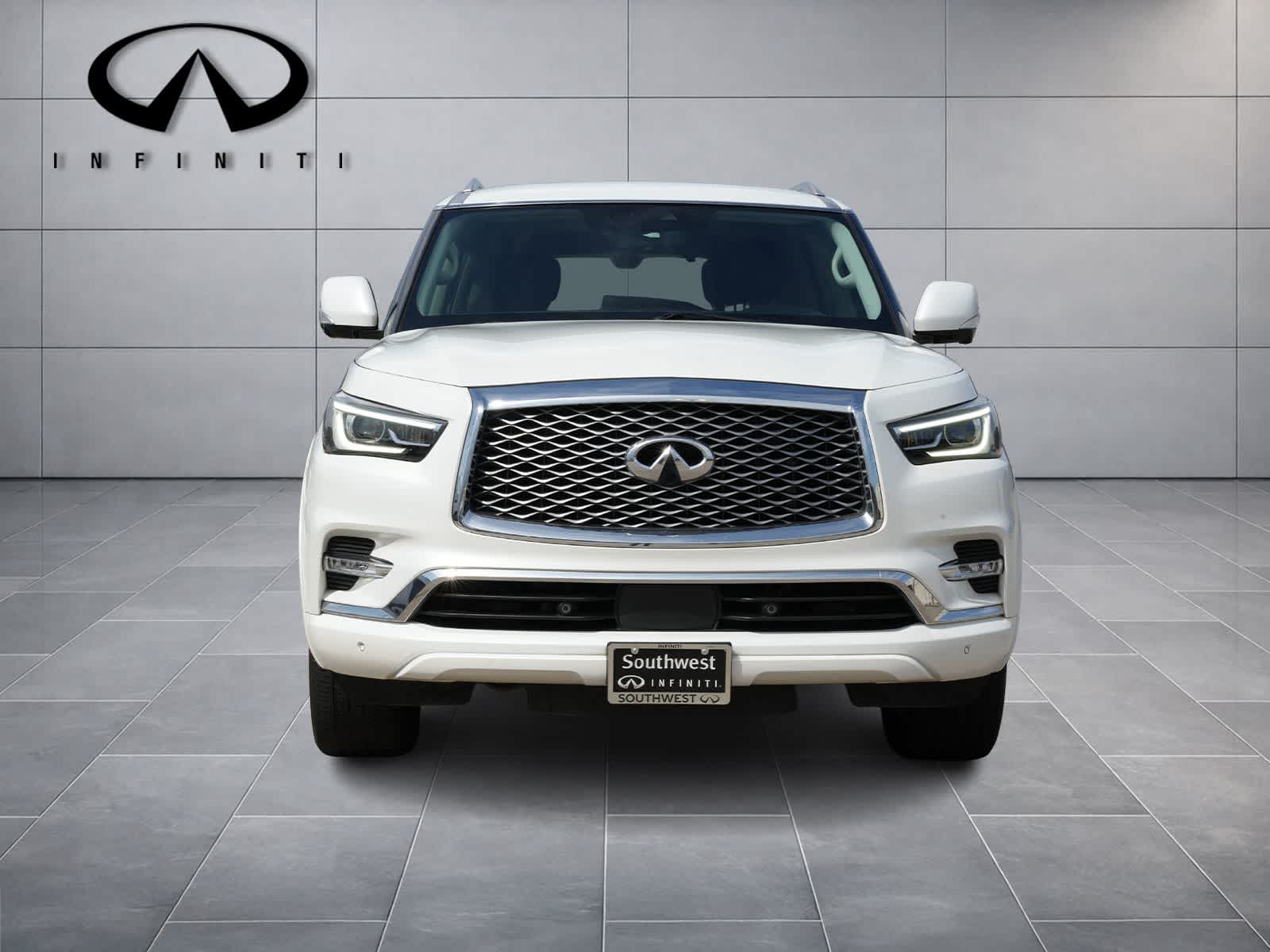 2023 INFINITI QX80 LUXE