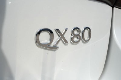 2023 INFINITI QX80 LUXE