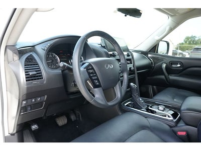 2023 INFINITI QX80 LUXE