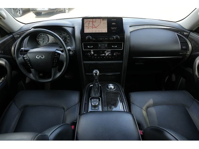 2023 INFINITI QX80 LUXE