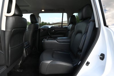 2022 INFINITI QX80 LUXE