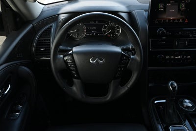 2022 INFINITI QX80 LUXE