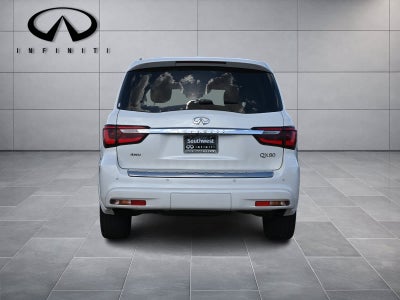 2022 INFINITI QX80 LUXE