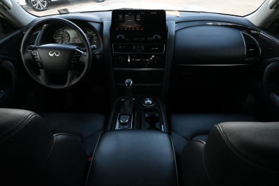 2022 INFINITI QX80 LUXE