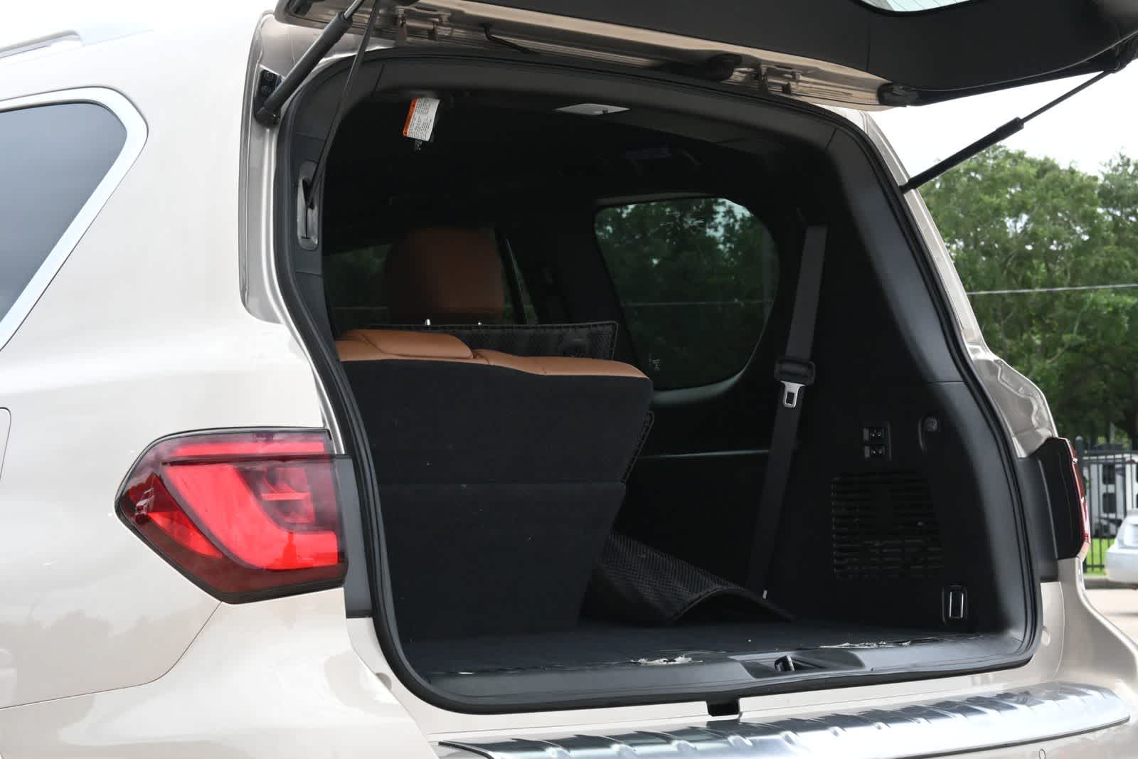2021 INFINITI QX80 SENSORY