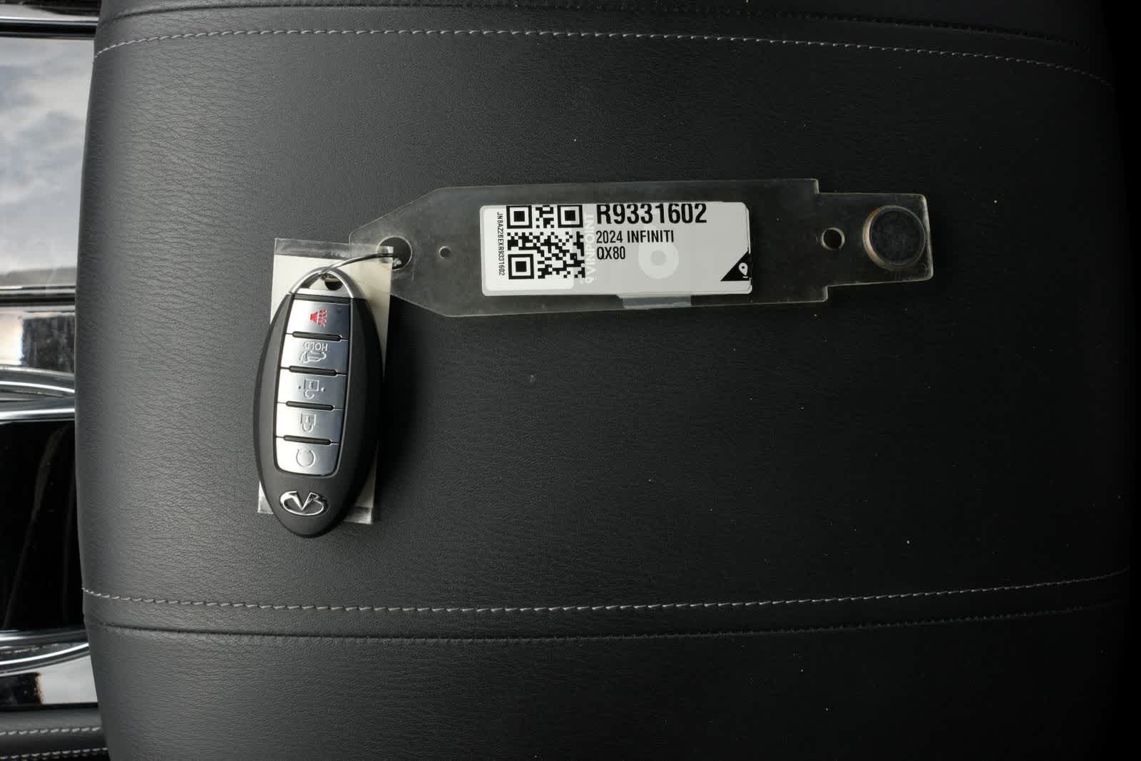 2024 INFINITI QX80 SENSORY