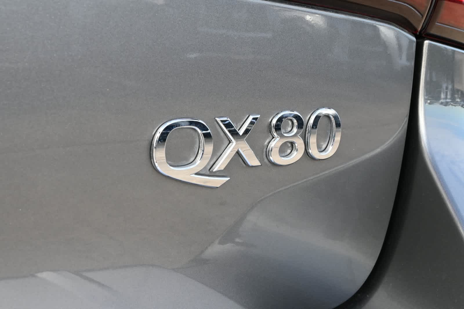 2019 INFINITI QX80 LUXE