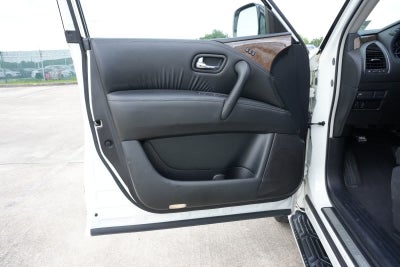 2017 INFINITI QX80 RWD