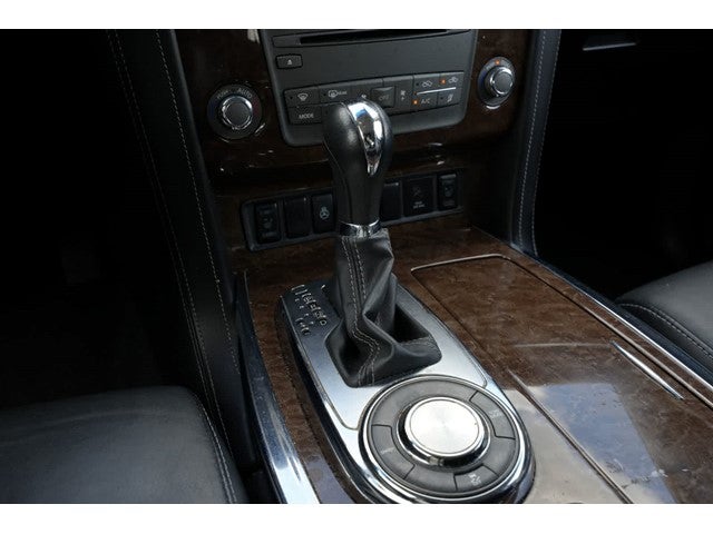 2017 INFINITI QX80 RWD