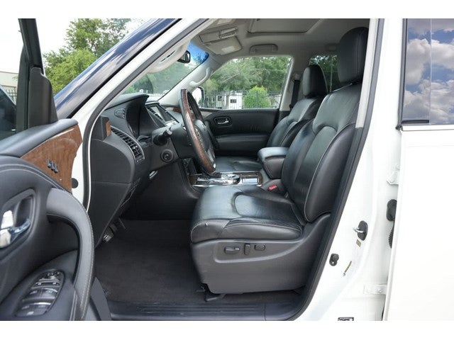 2017 INFINITI QX80 RWD