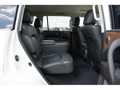 2017 INFINITI QX80 RWD