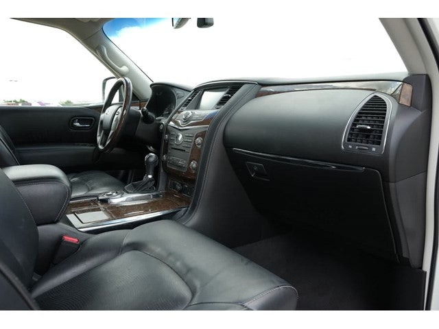 2017 INFINITI QX80 RWD