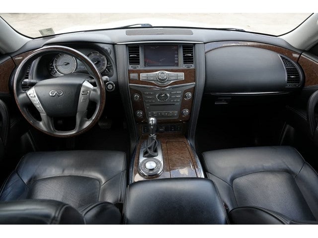 2017 INFINITI QX80 RWD
