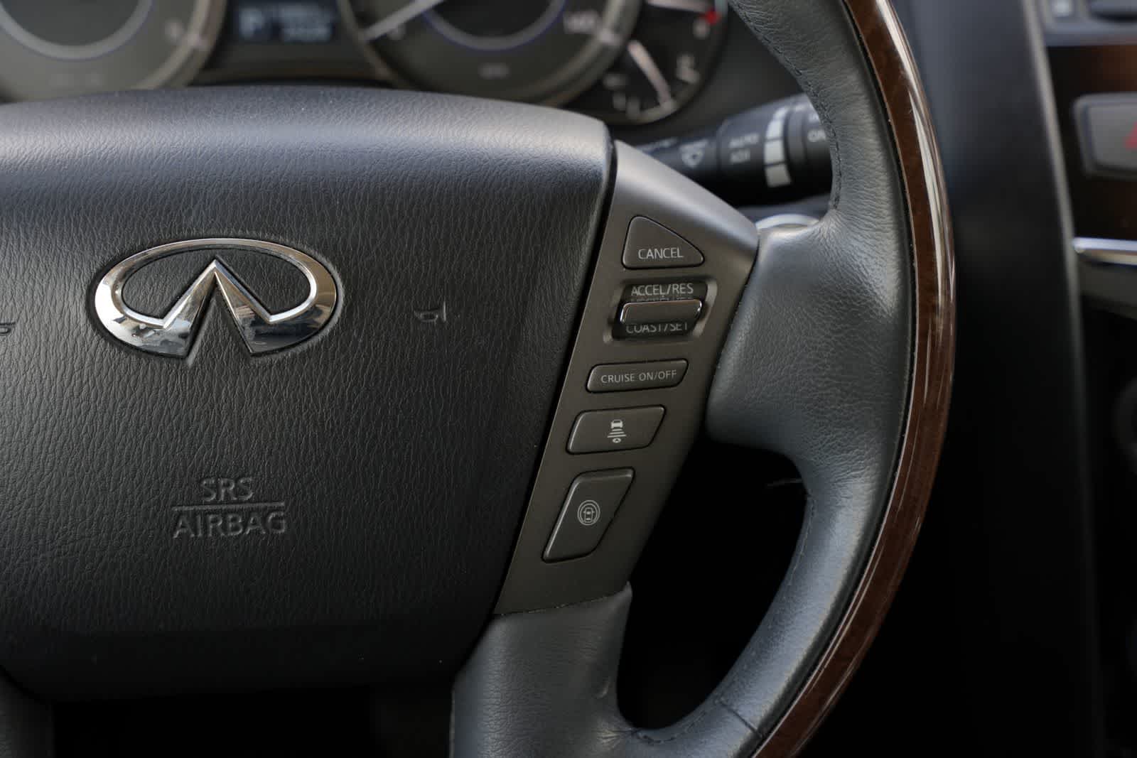 2014 INFINITI QX80 2WD 4dr