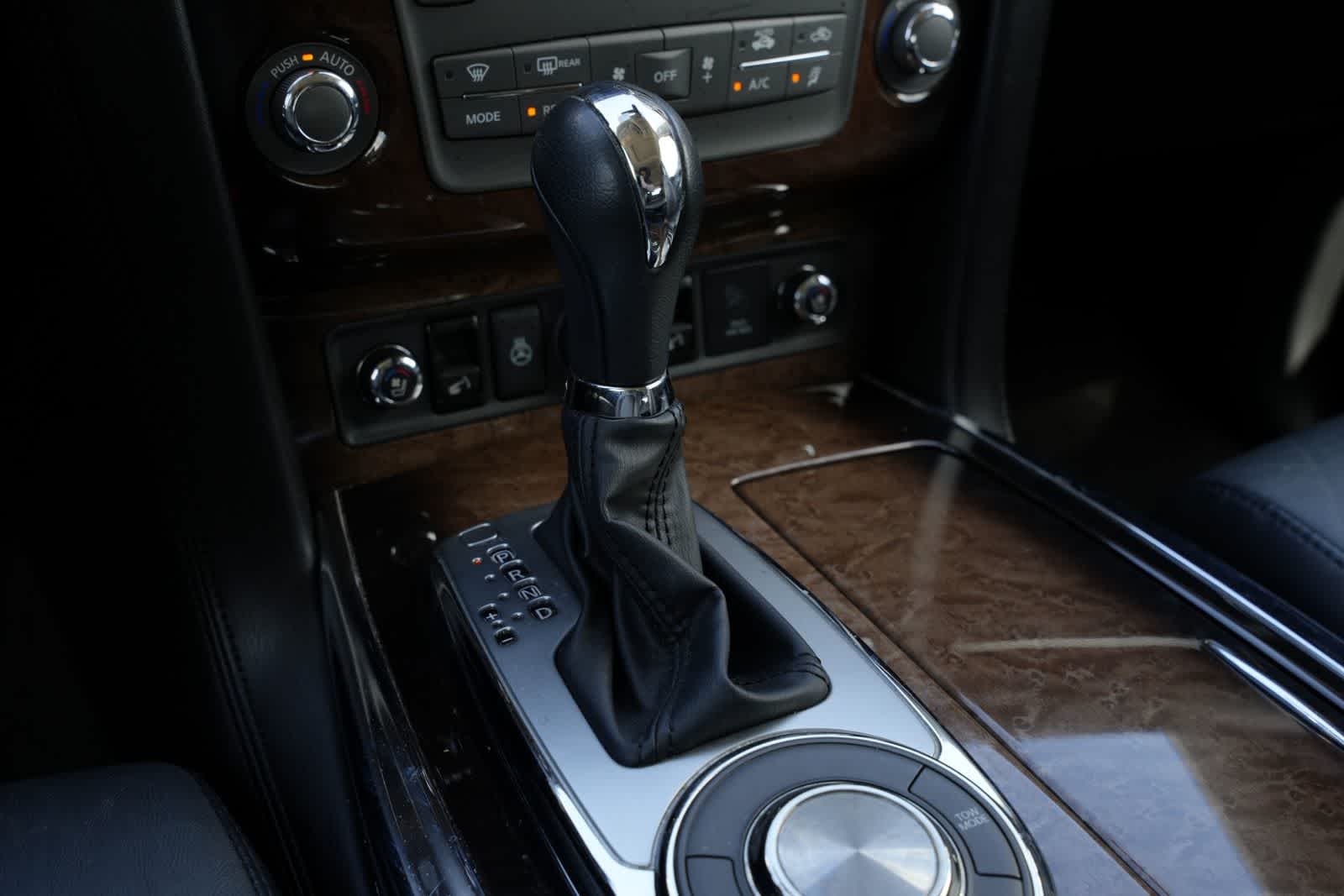 2014 INFINITI QX80 2WD 4dr