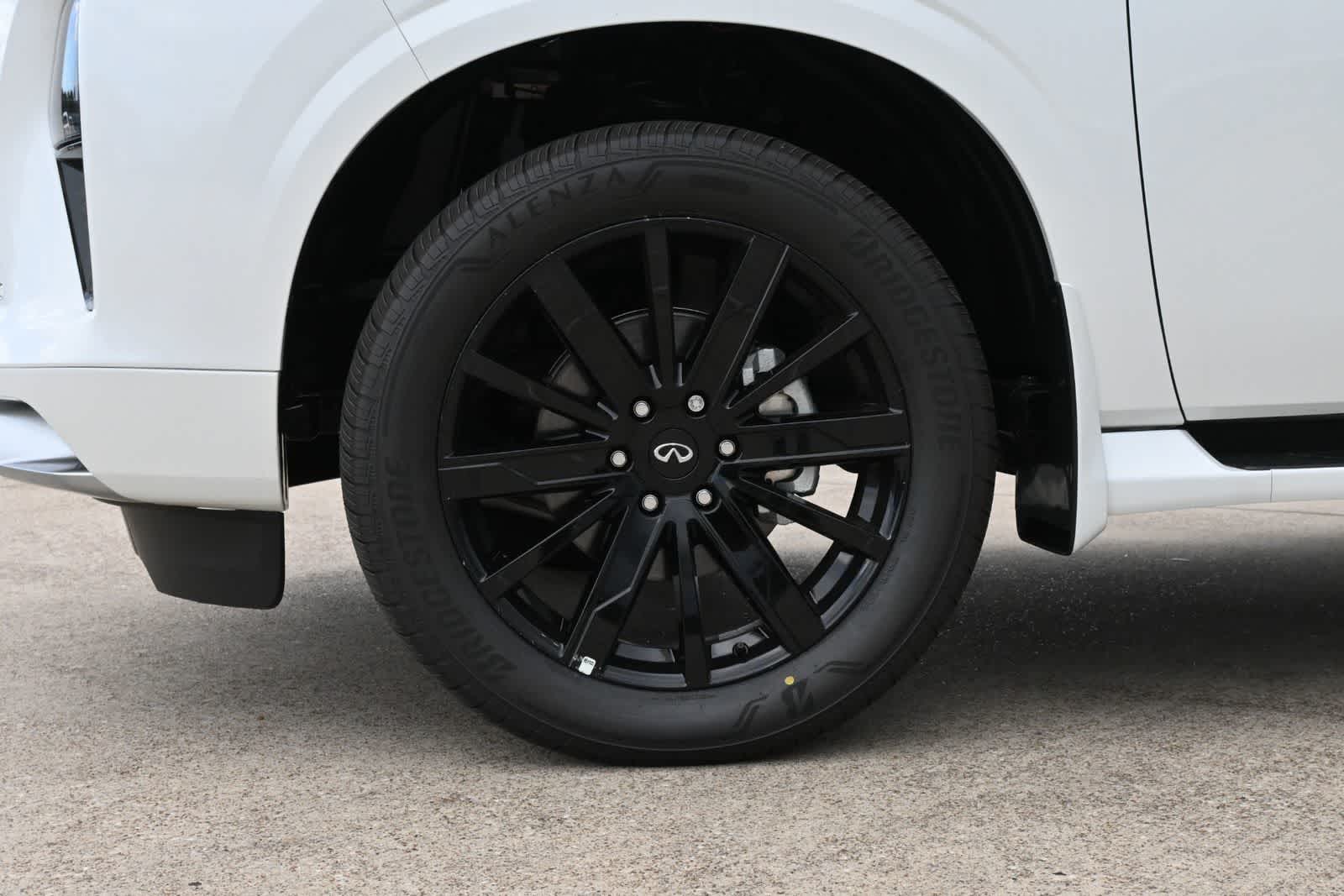 2026 INFINITI QX80 PURE