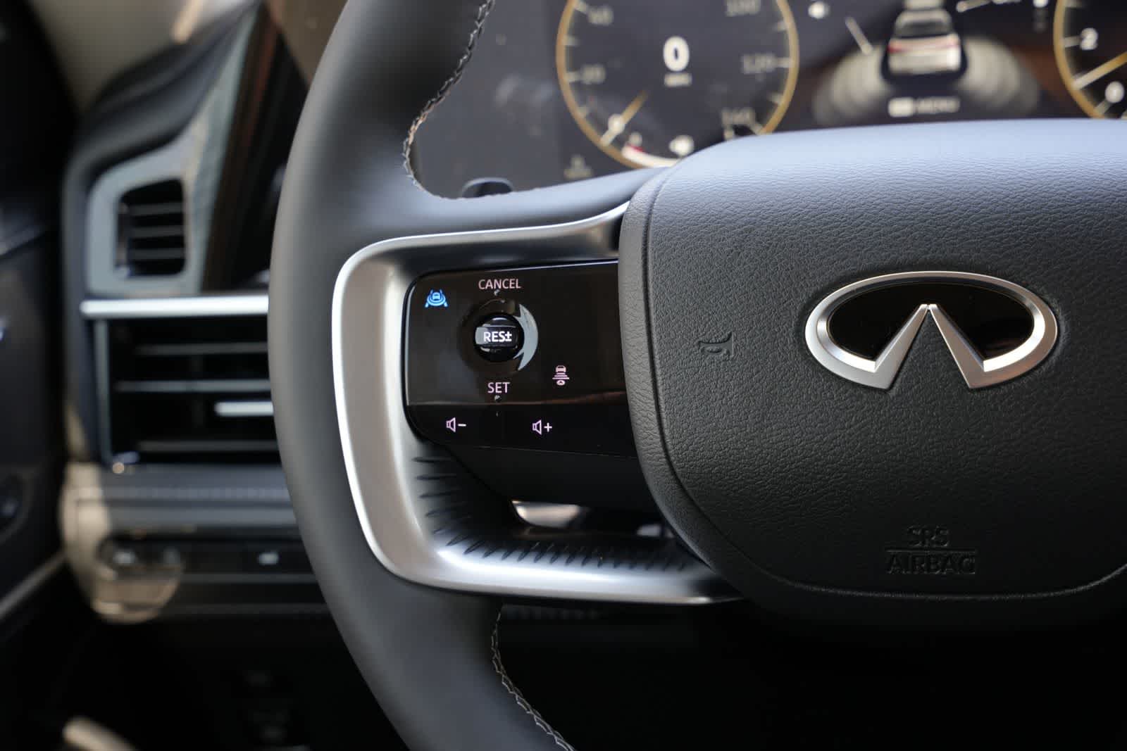 2027 INFINITI QX80 PURE