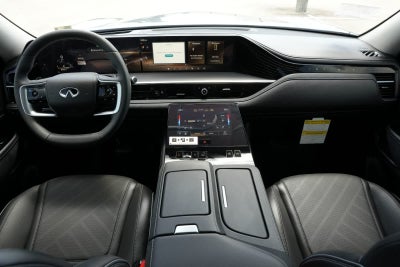 2027 INFINITI QX80 LUXE