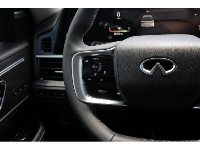 2027 INFINITI QX80 LUXE