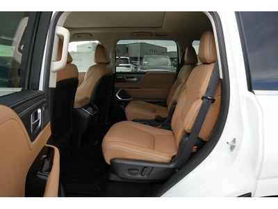 2027 INFINITI QX80 LUXE