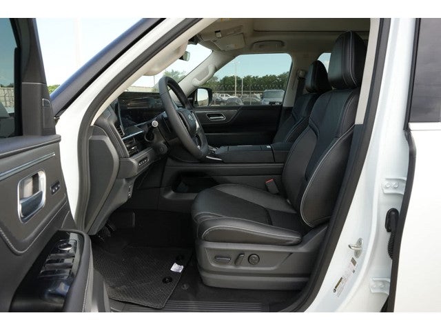 2027 INFINITI QX80 LUXE