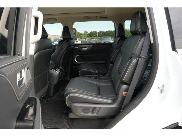 2027 INFINITI QX80 LUXE
