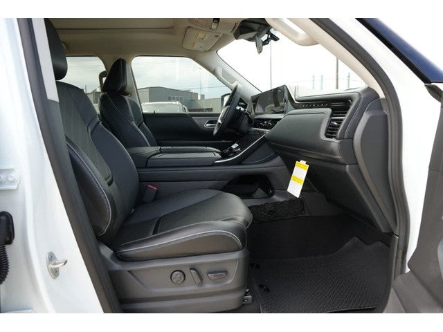 2027 INFINITI QX80 LUXE