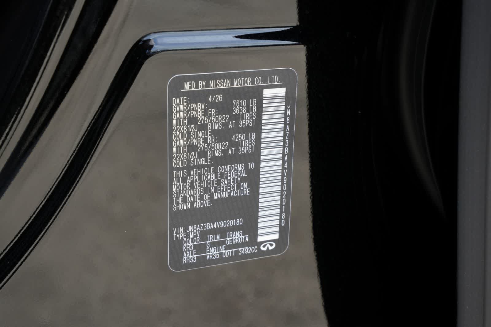2027 INFINITI QX80 LUXE