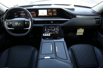 2027 INFINITI QX80 LUXE