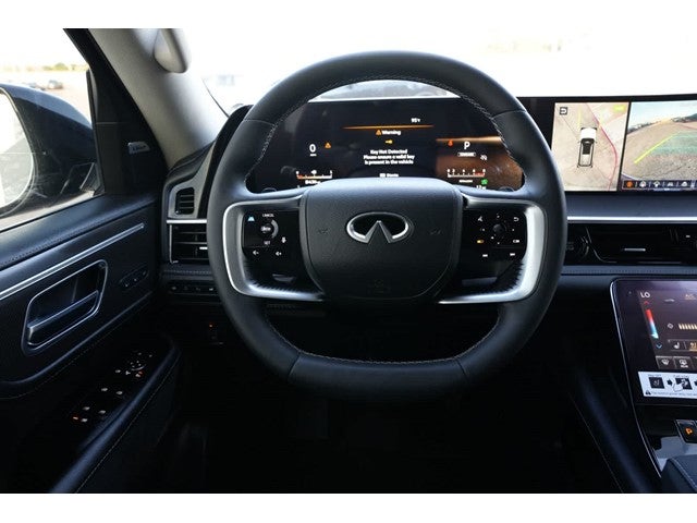2027 INFINITI QX80 LUXE