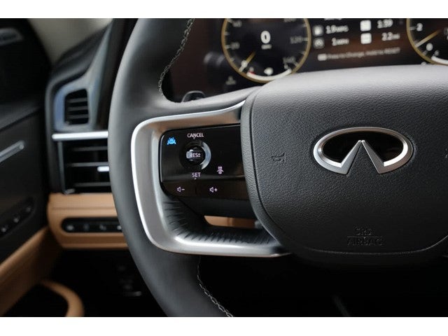 2027 INFINITI QX80 LUXE