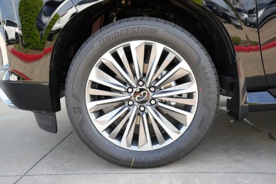 2027 INFINITI QX80 LUXE