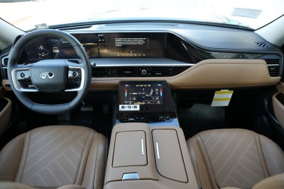 2027 INFINITI QX80 LUXE