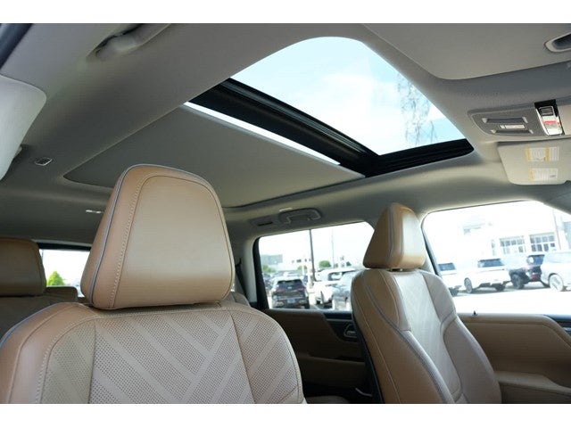 2027 INFINITI QX80 LUXE