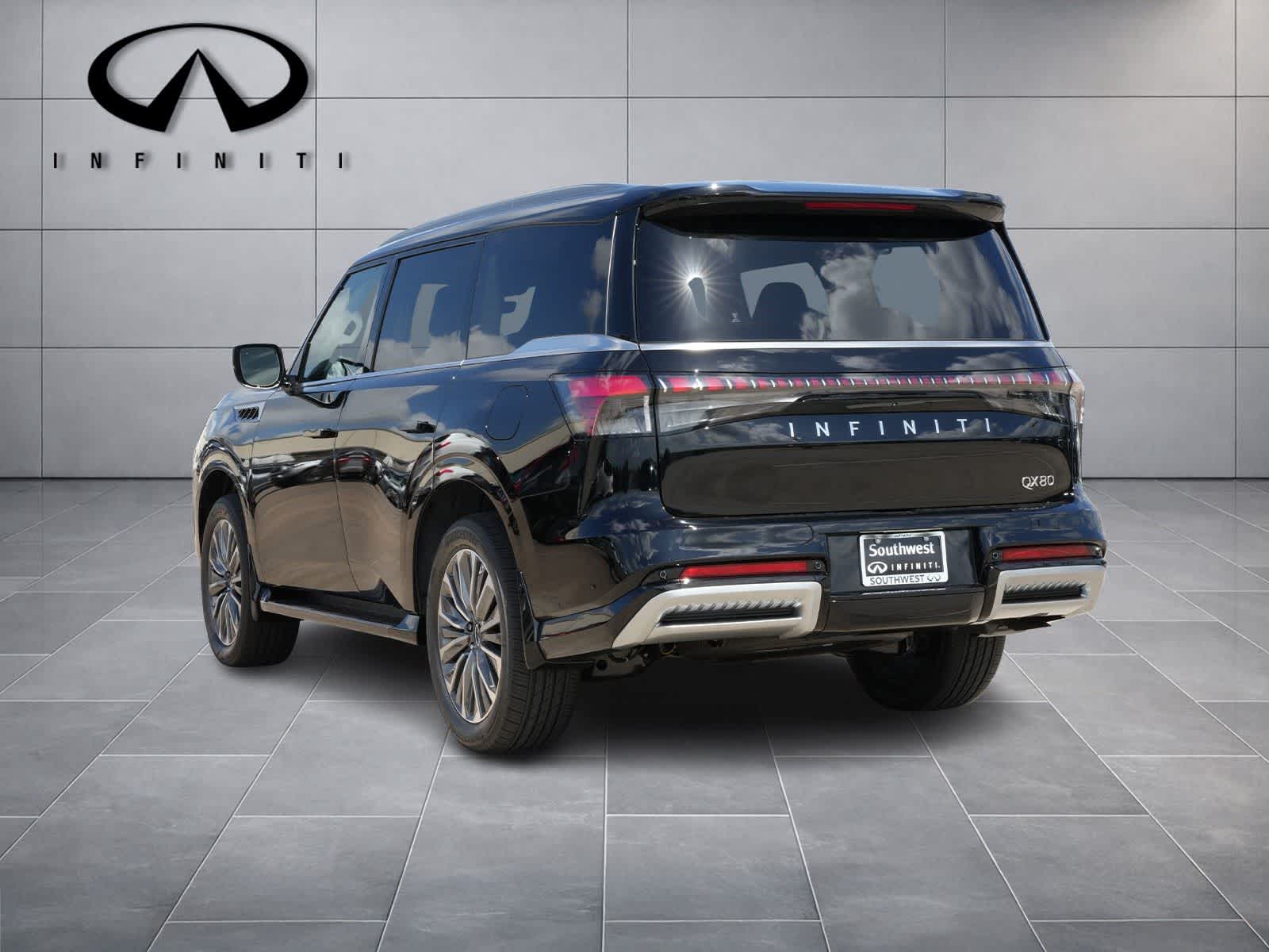 2027 INFINITI QX80 LUXE