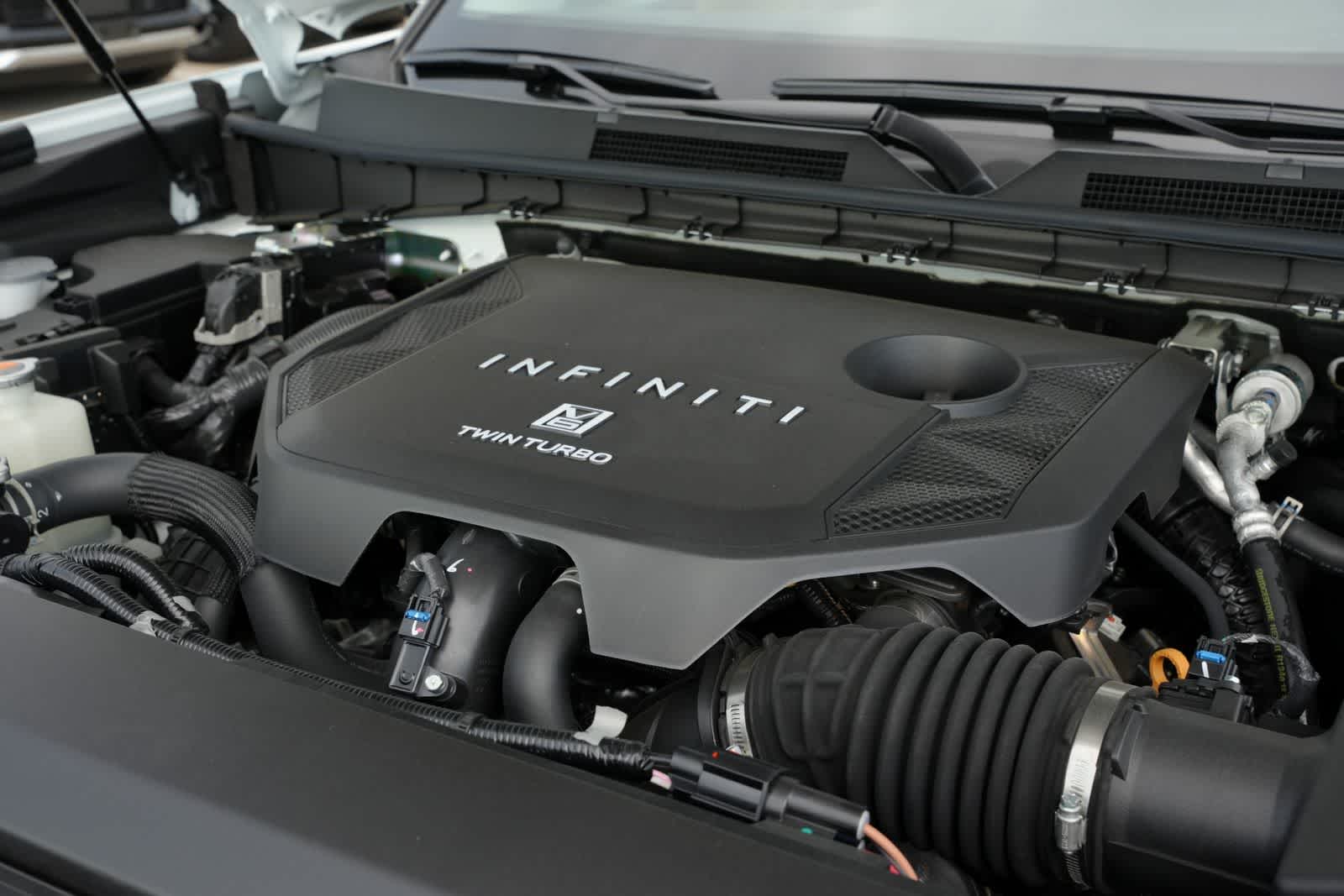 2027 INFINITI QX80 LUXE