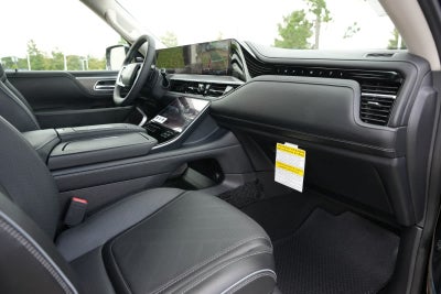 2027 INFINITI QX80 LUXE