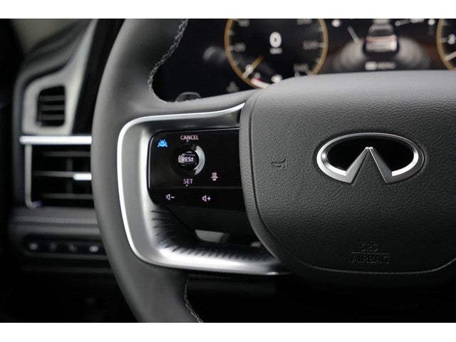 2027 INFINITI QX80 LUXE